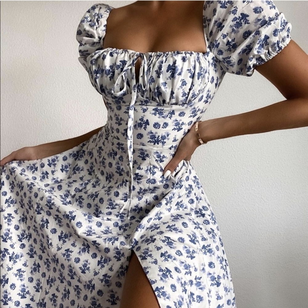 House of CB 'Tallulah' Blue Floral Puff Sleeve Midi Dress - Picture 5 of 11
